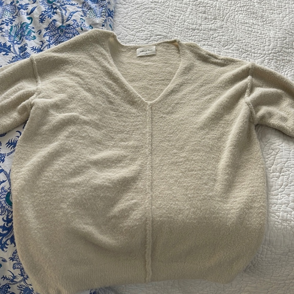 Aritzia cream sweater